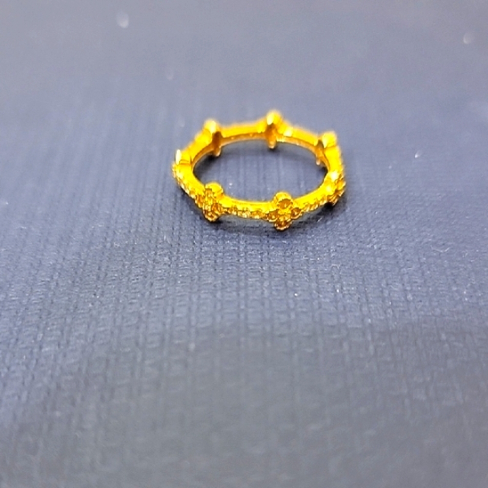 Four Leaf Clover Romantic Quatrefoil Round-Edge Gold And CZ Stamped 14kt Ring